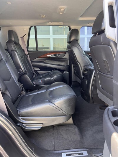 2017 Cadillac Escalade Luxury