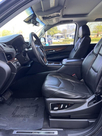 2017 Cadillac Escalade Luxury