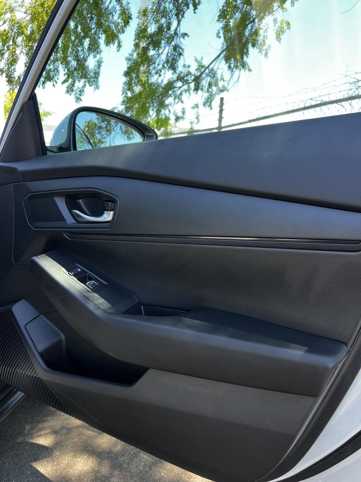 2025 Honda Accord LX - Photo 18