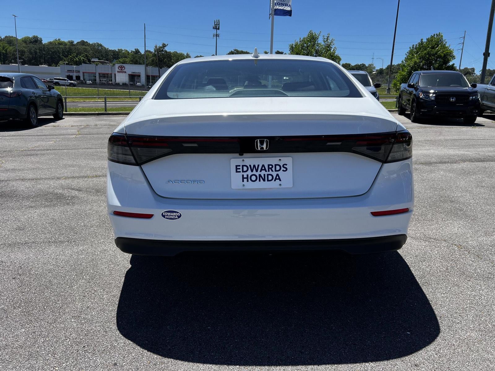 2025 Honda Accord LX - Photo 23