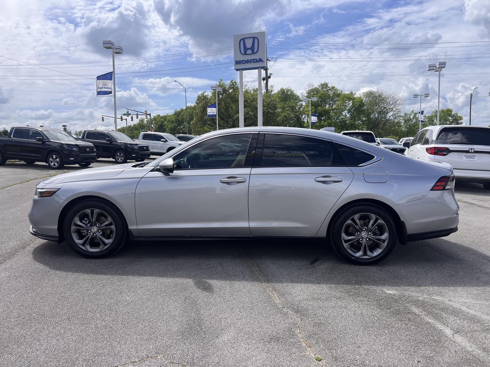 2023 Honda Accord Sedan EX