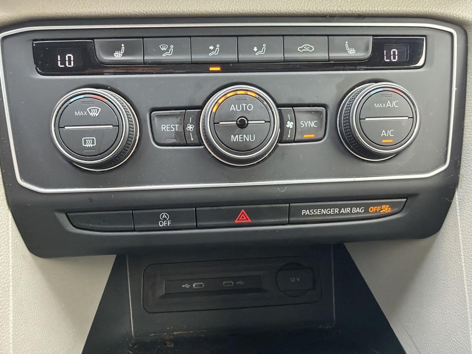 2021 Volkswagen Atlas 3.6L V6 SE w/Technology