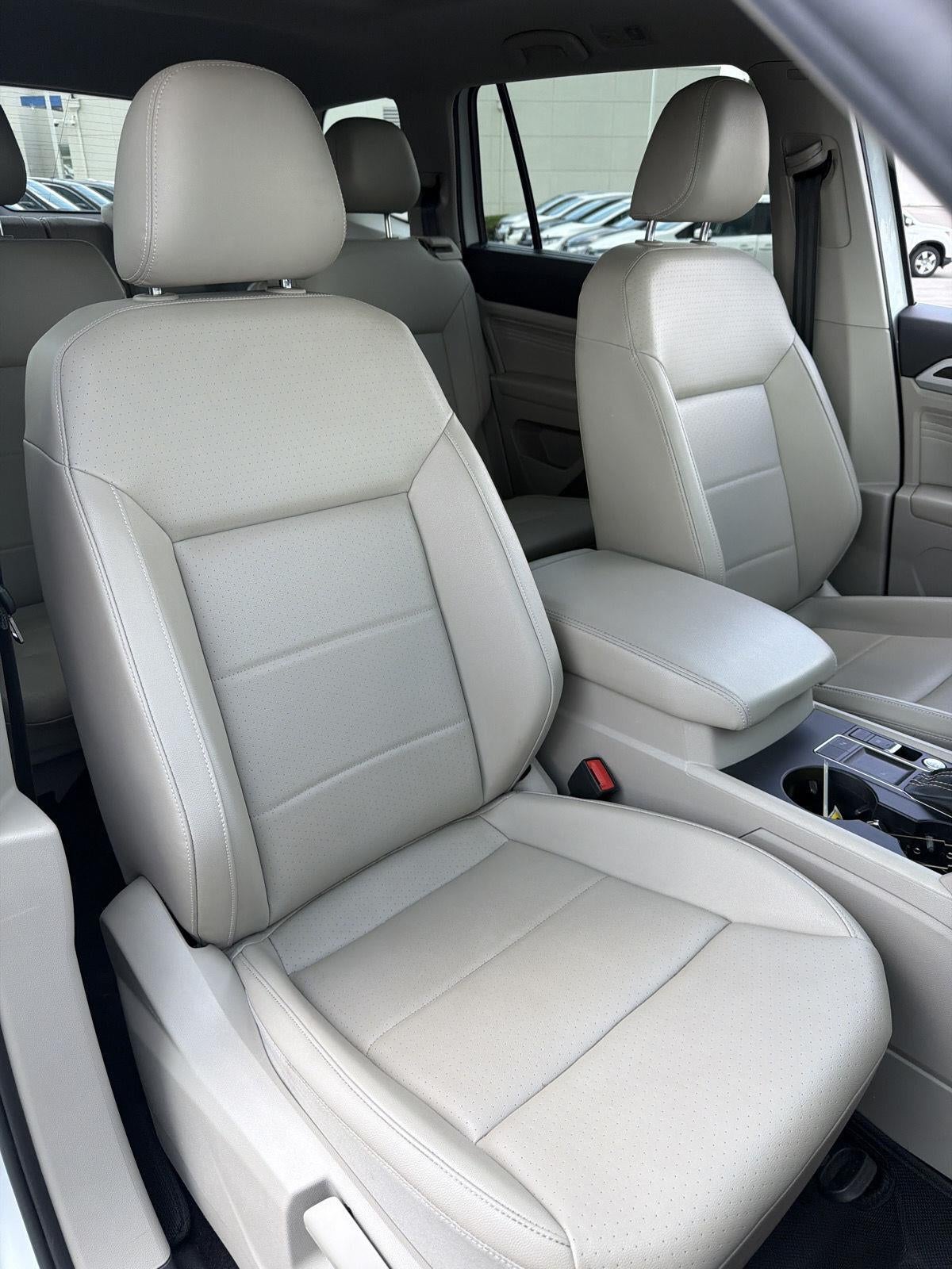 2021 Volkswagen Atlas 3.6L V6 SE w/Technology