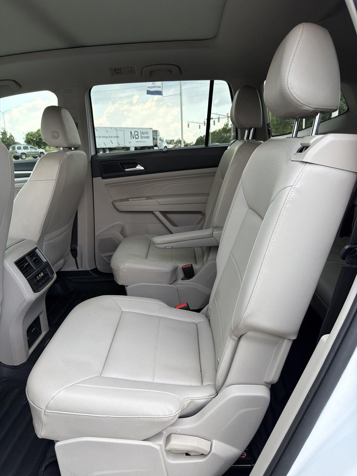 2021 Volkswagen Atlas 3.6L V6 SE w/Technology