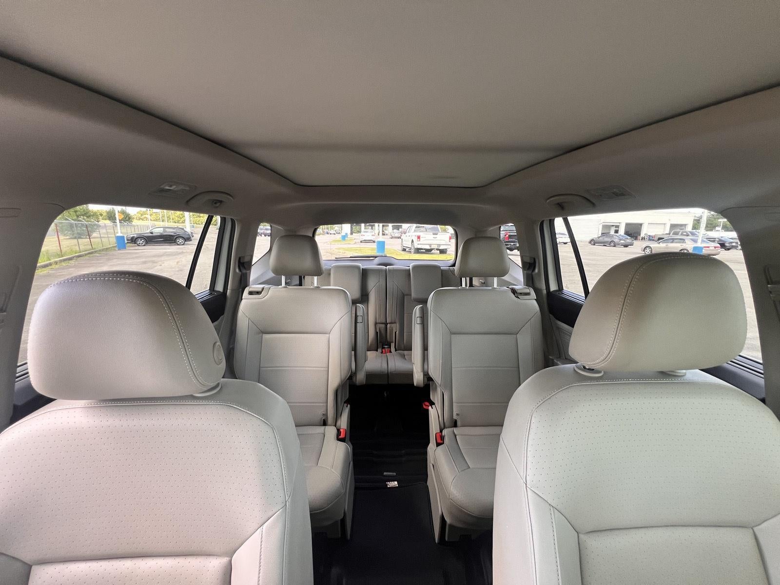 2021 Volkswagen Atlas 3.6L V6 SE w/Technology