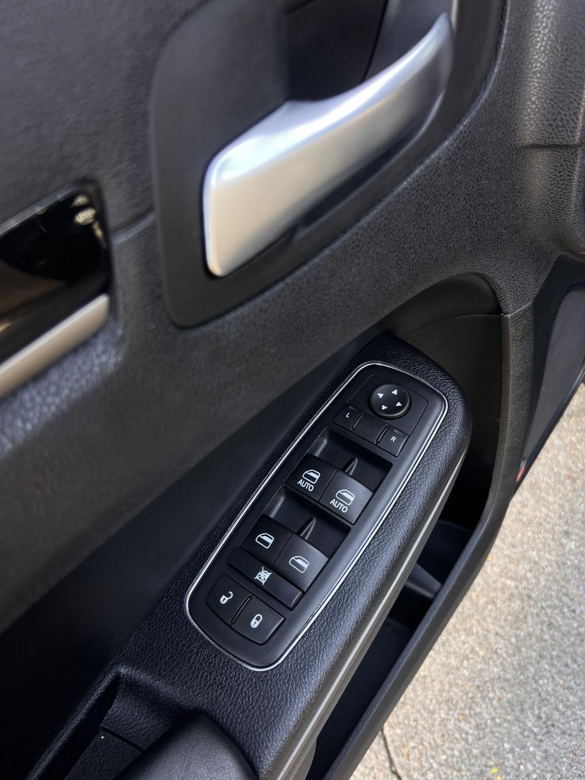 2016 Chrysler 300 300S Alloy Edition