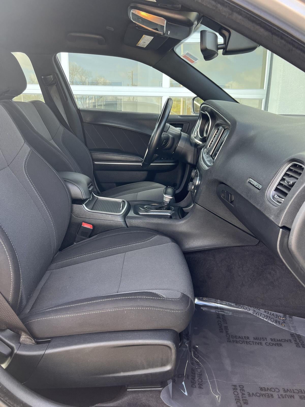 2017 Dodge Charger SXT