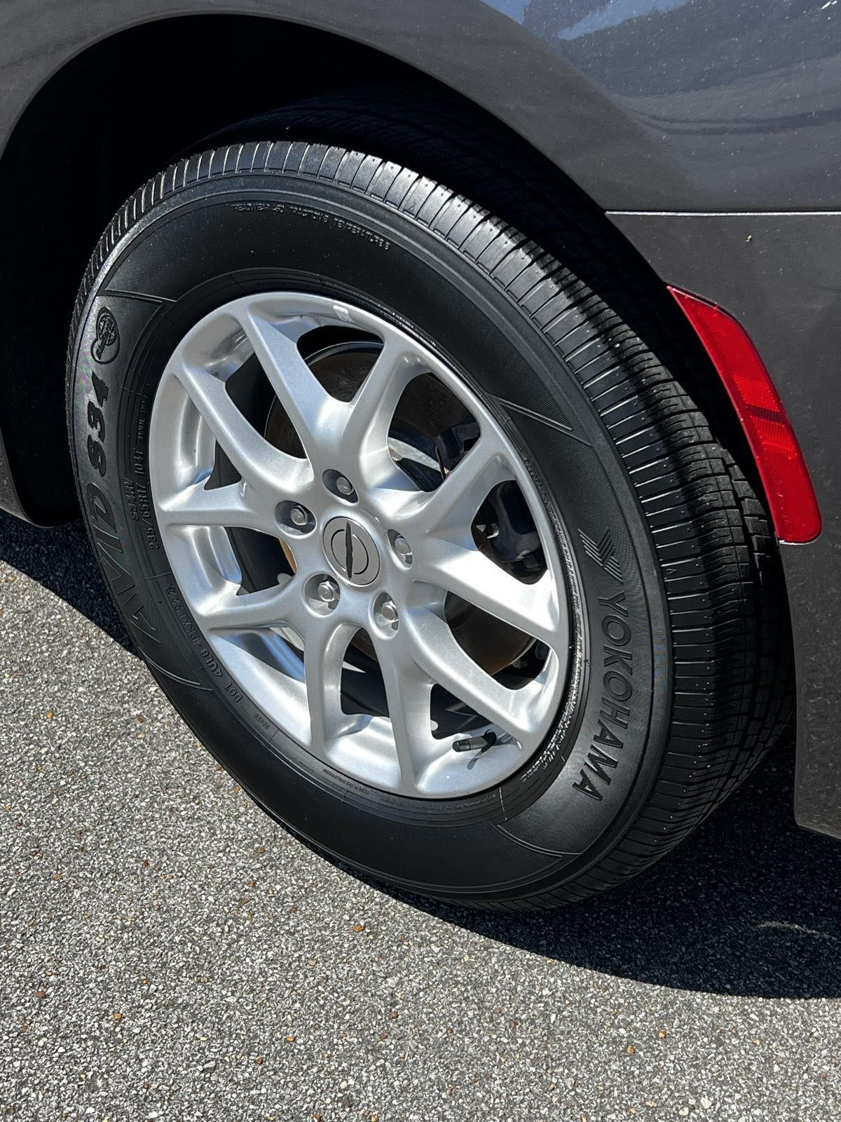 2023 Chrysler Pacifica Touring L