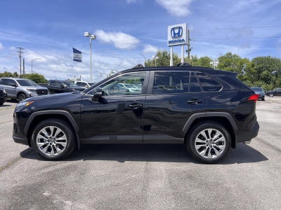 2025 Toyota RAV4 XLE Premium