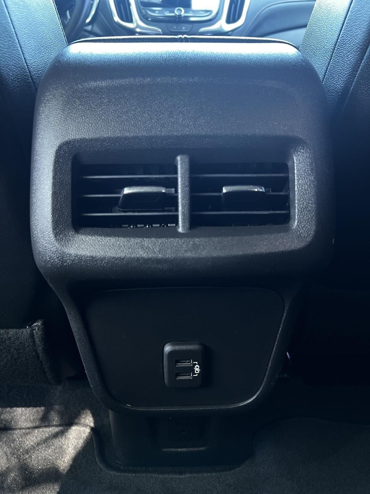 2023 Chevrolet Equinox Premier - Photo 16