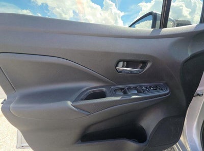 2023 Nissan Versa SV
