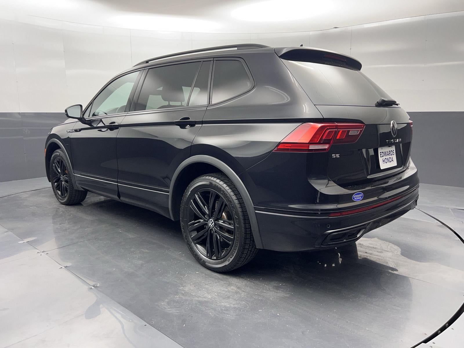 2022 Volkswagen Tiguan SE R-Line Black