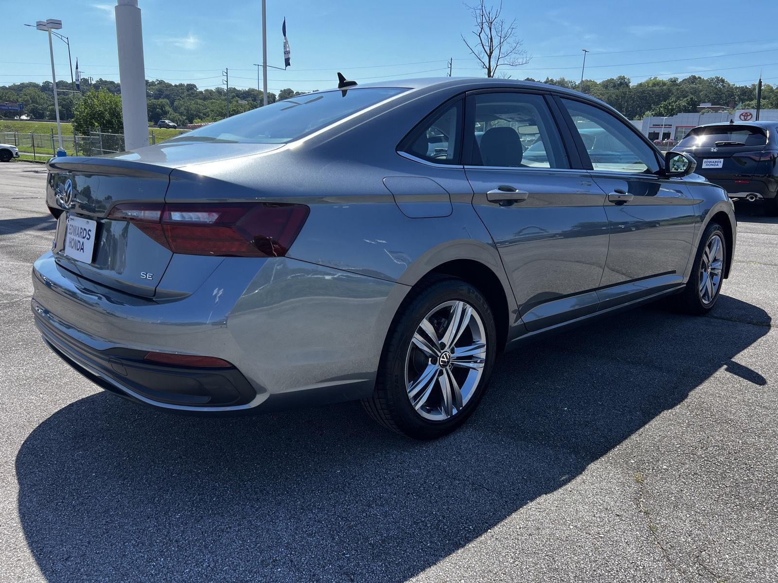 2024 Volkswagen Jetta SE