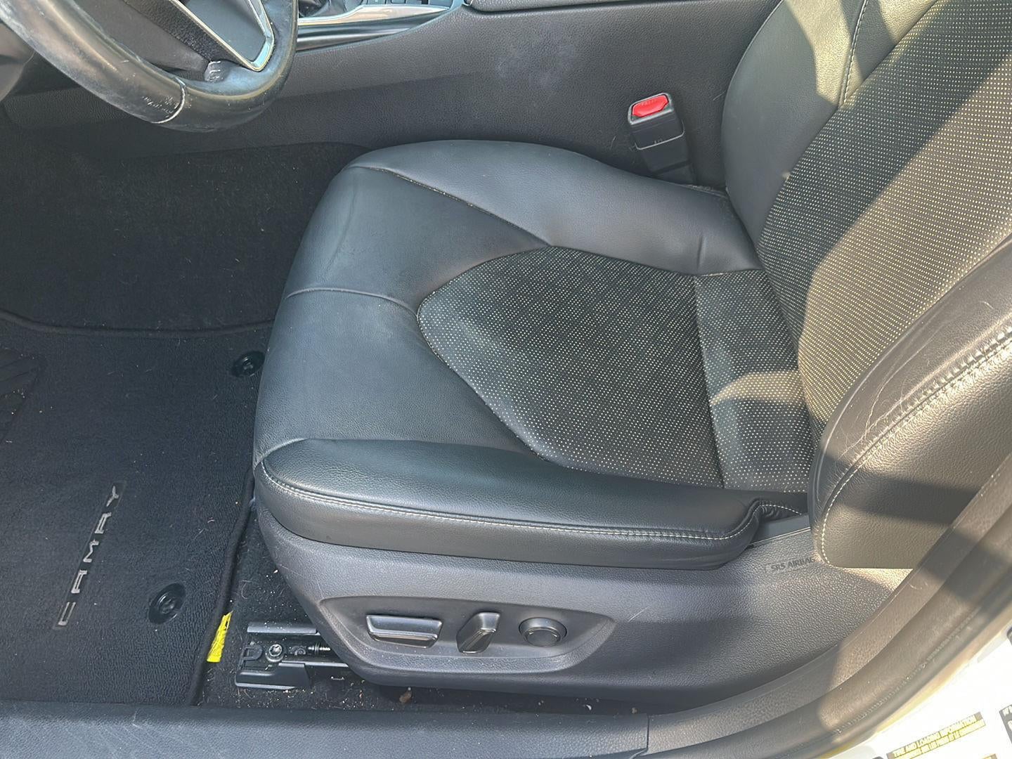 2019 Toyota Camry XSE