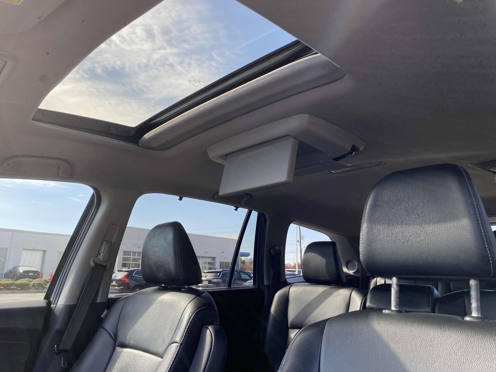 2021 Honda Pilot Touring 8-Passenger