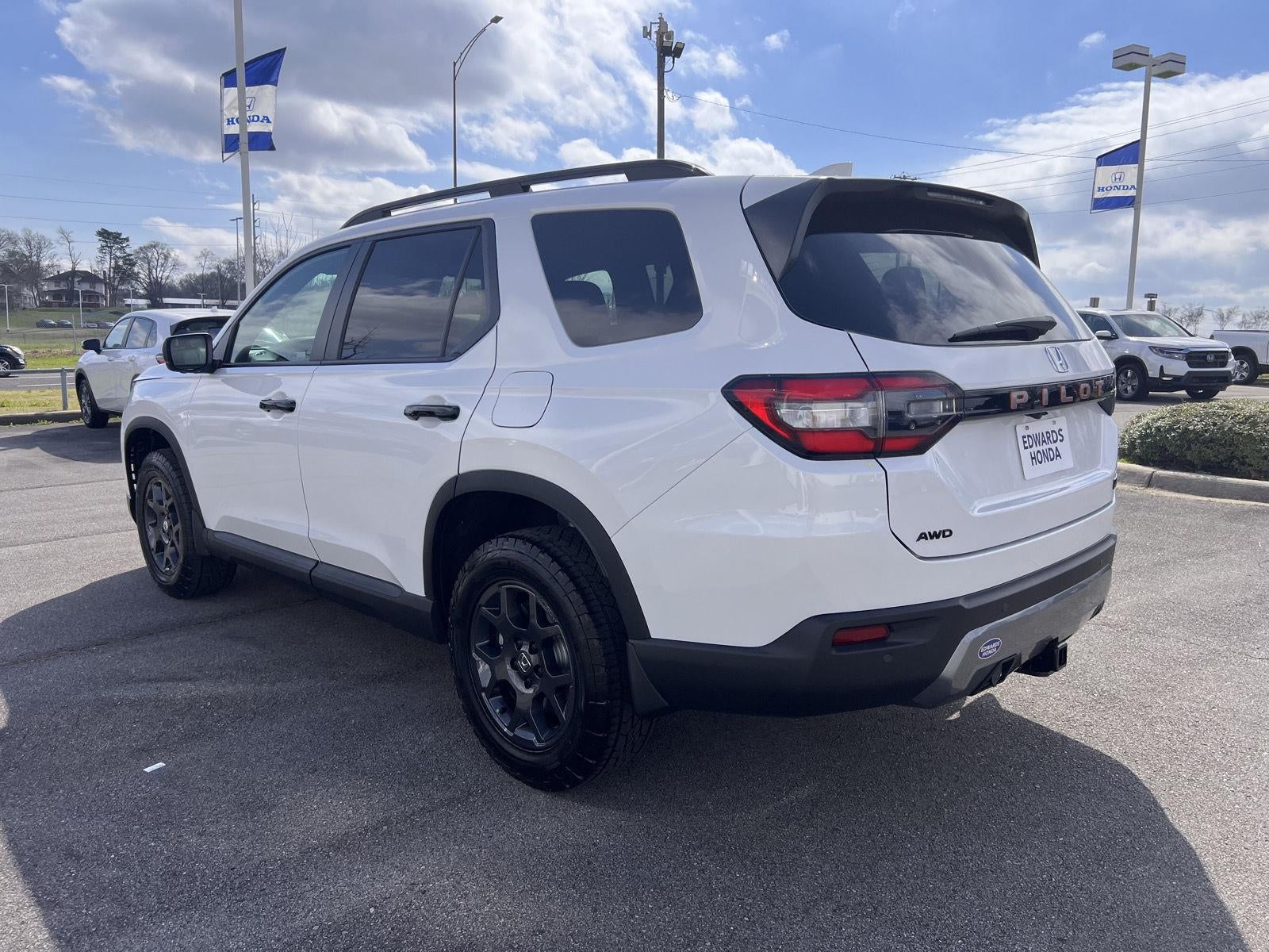 2026 Honda Pilot TrailSport
