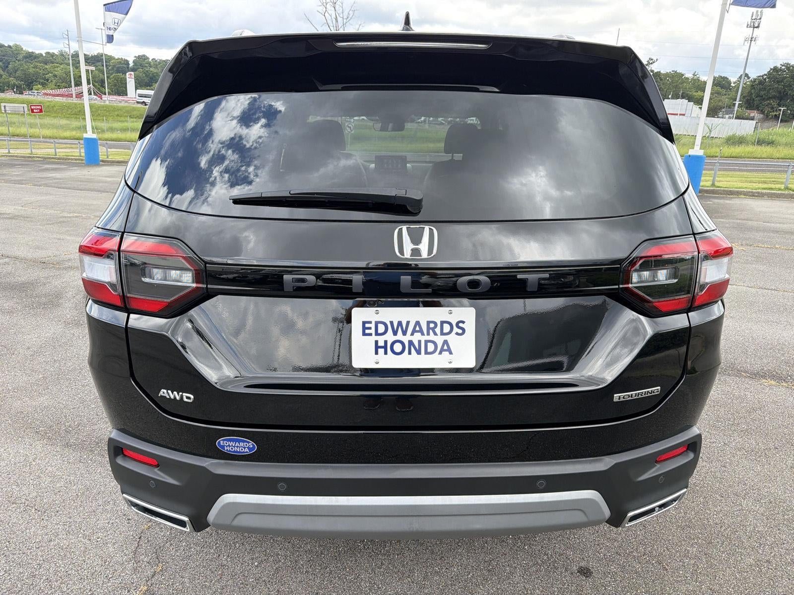 2024 Honda Pilot Touring