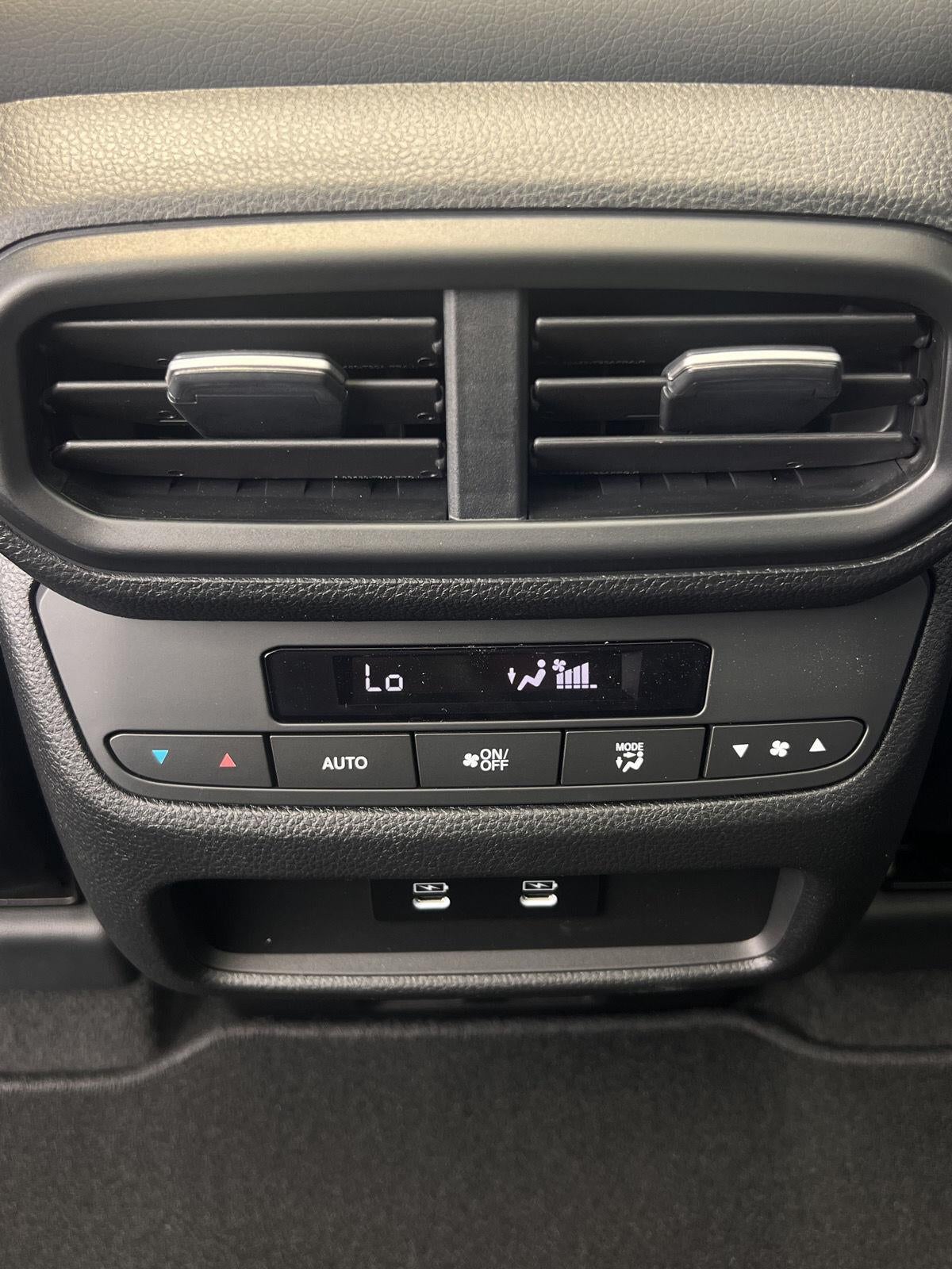 2026 Honda PILOT AWD Touring Blackout