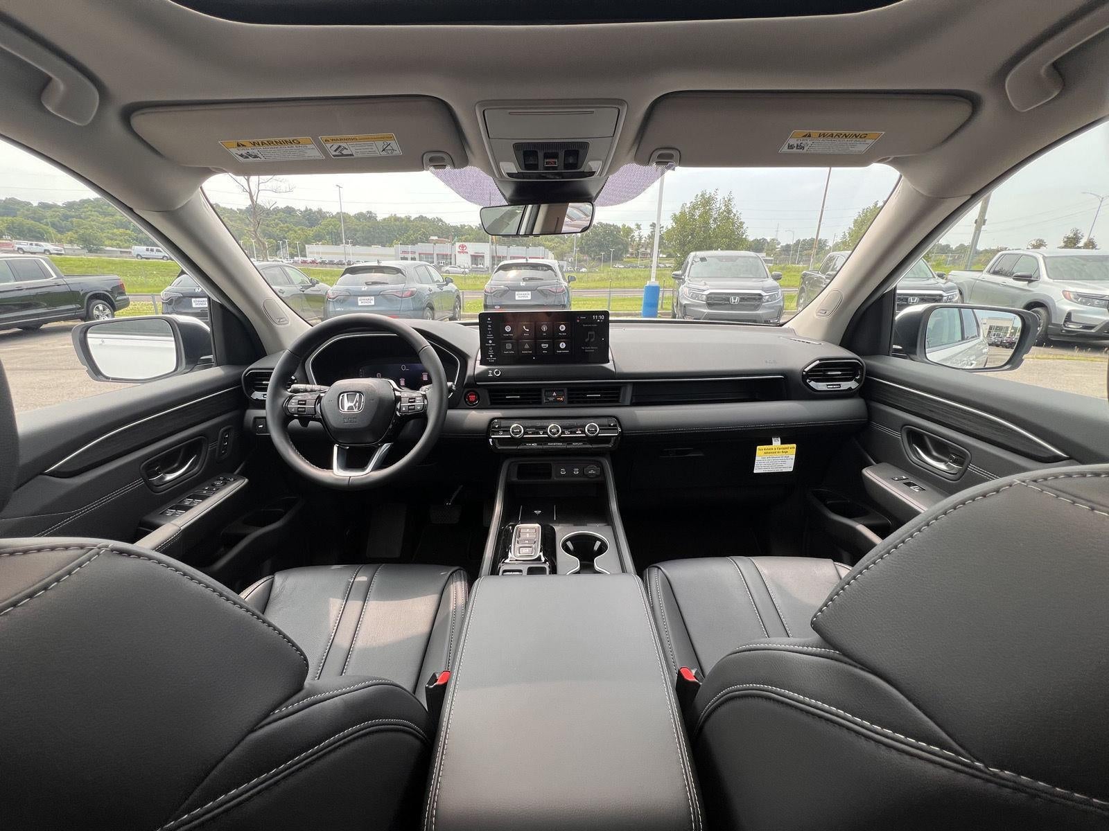 2026 Honda PILOT AWD Touring Blackout
