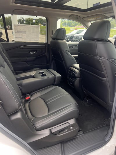 2026 Honda PILOT AWD Touring Blackout