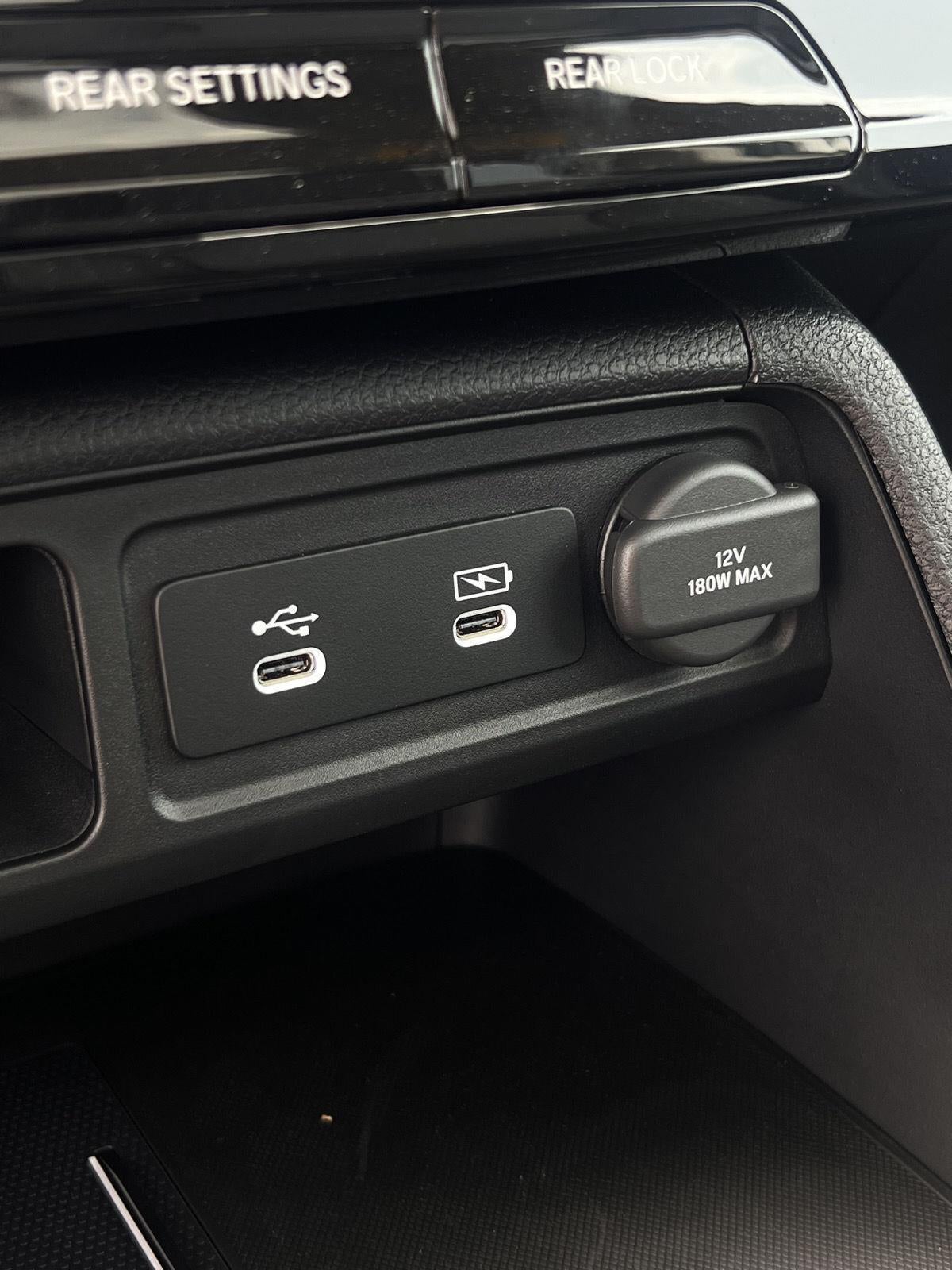 2026 Honda PILOT AWD Touring Blackout