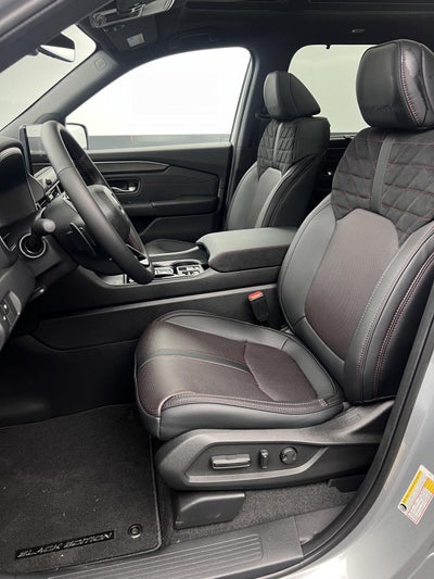 2026 Honda Pilot Black Edition