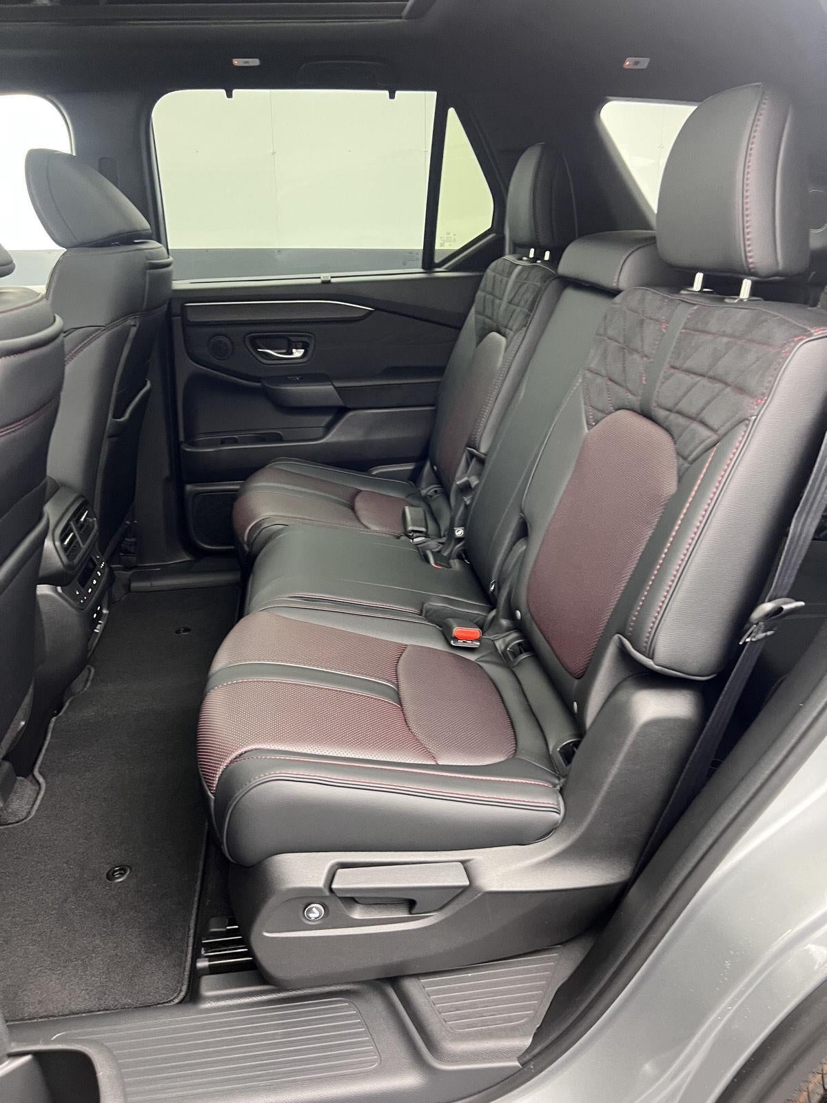 2026 Honda Pilot Black Edition