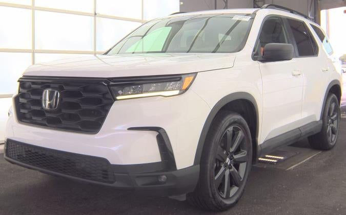 2023 Honda Pilot Sport 2WD's photo