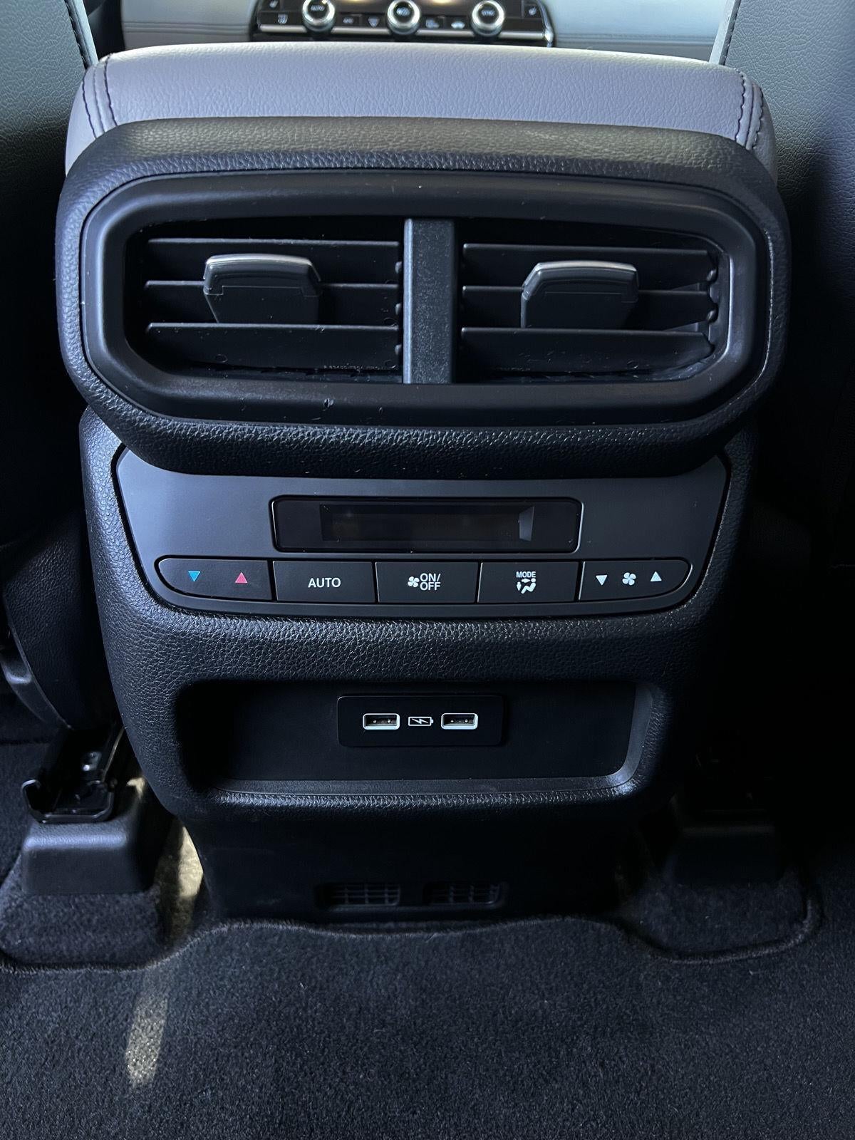 2023 Honda Pilot EX-L 8 Passenger