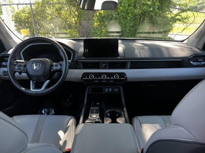 2023 Honda Pilot EX-L 8 Passenger