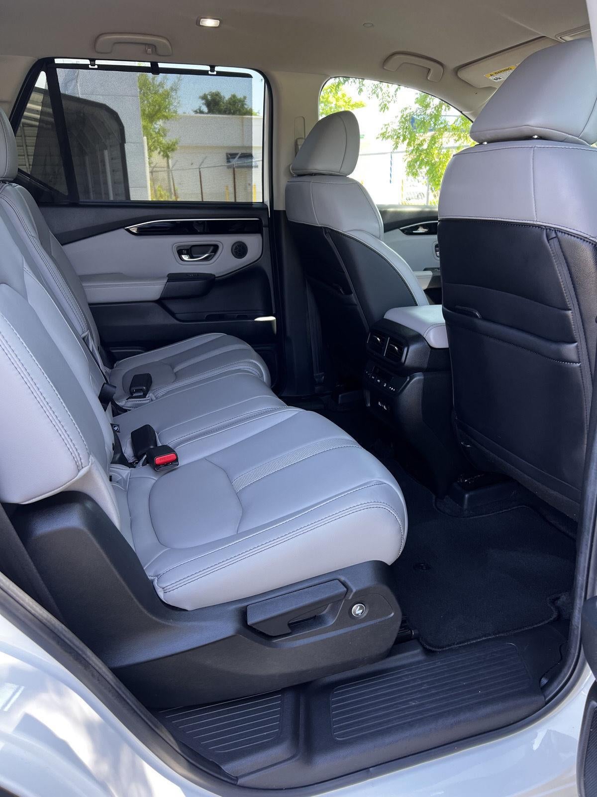 2023 Honda Pilot EX-L 8 Passenger
