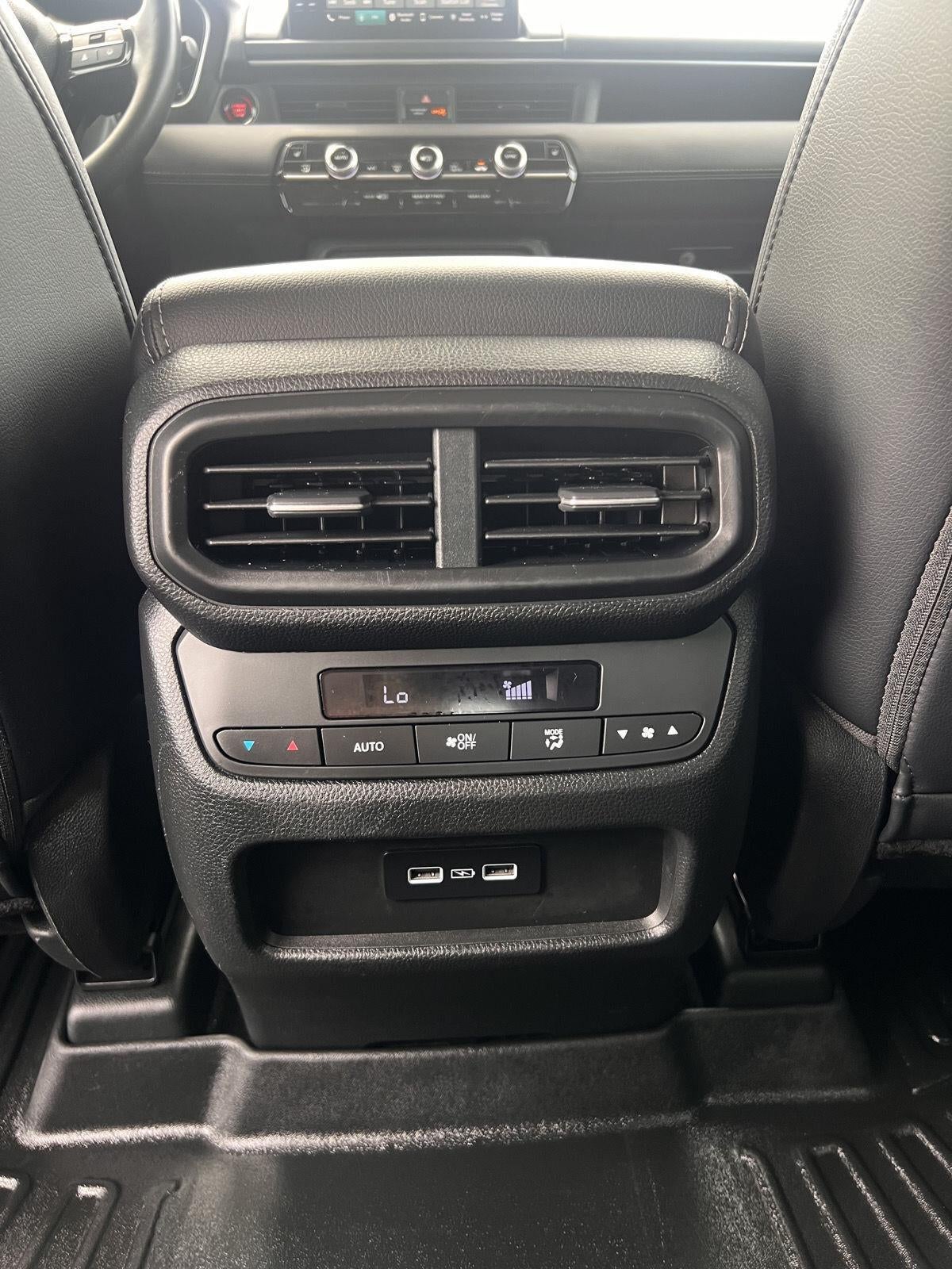2023 Honda Pilot EX-L - Photo 16