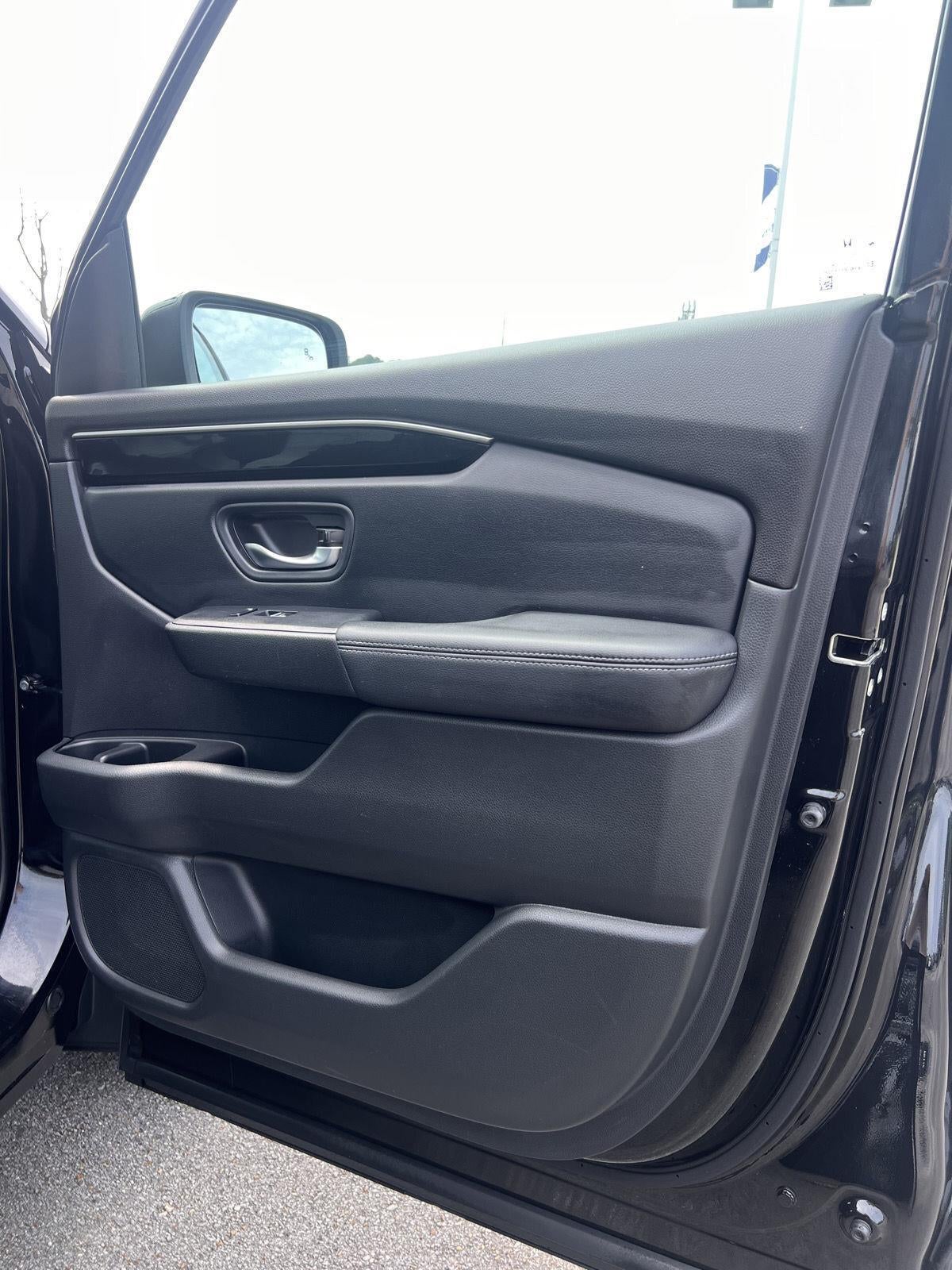 2023 Honda Pilot EX-L - Photo 25