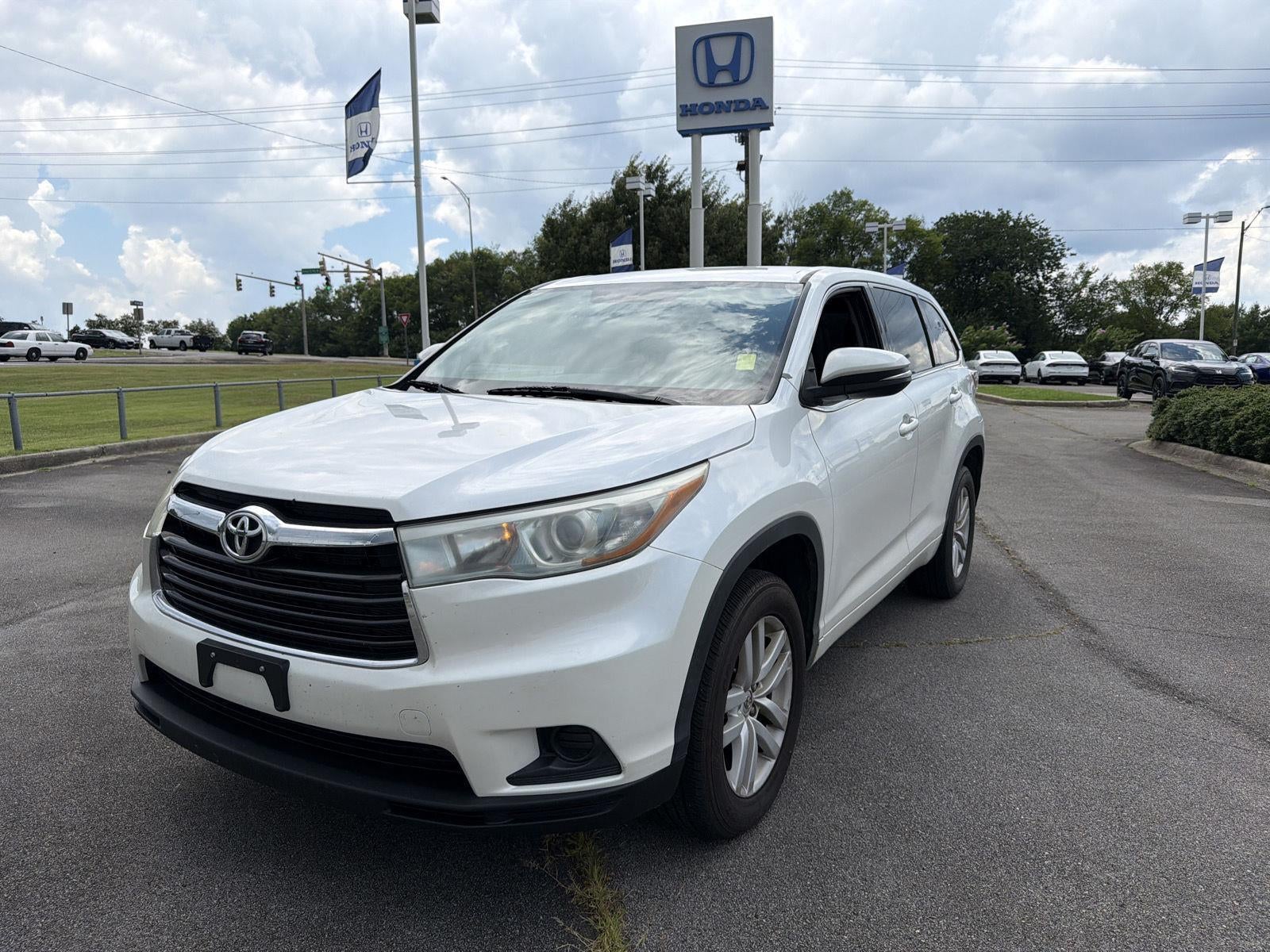 2015 Toyota Highlander LE