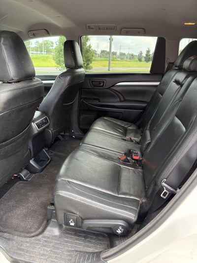 2015 Toyota Highlander LE