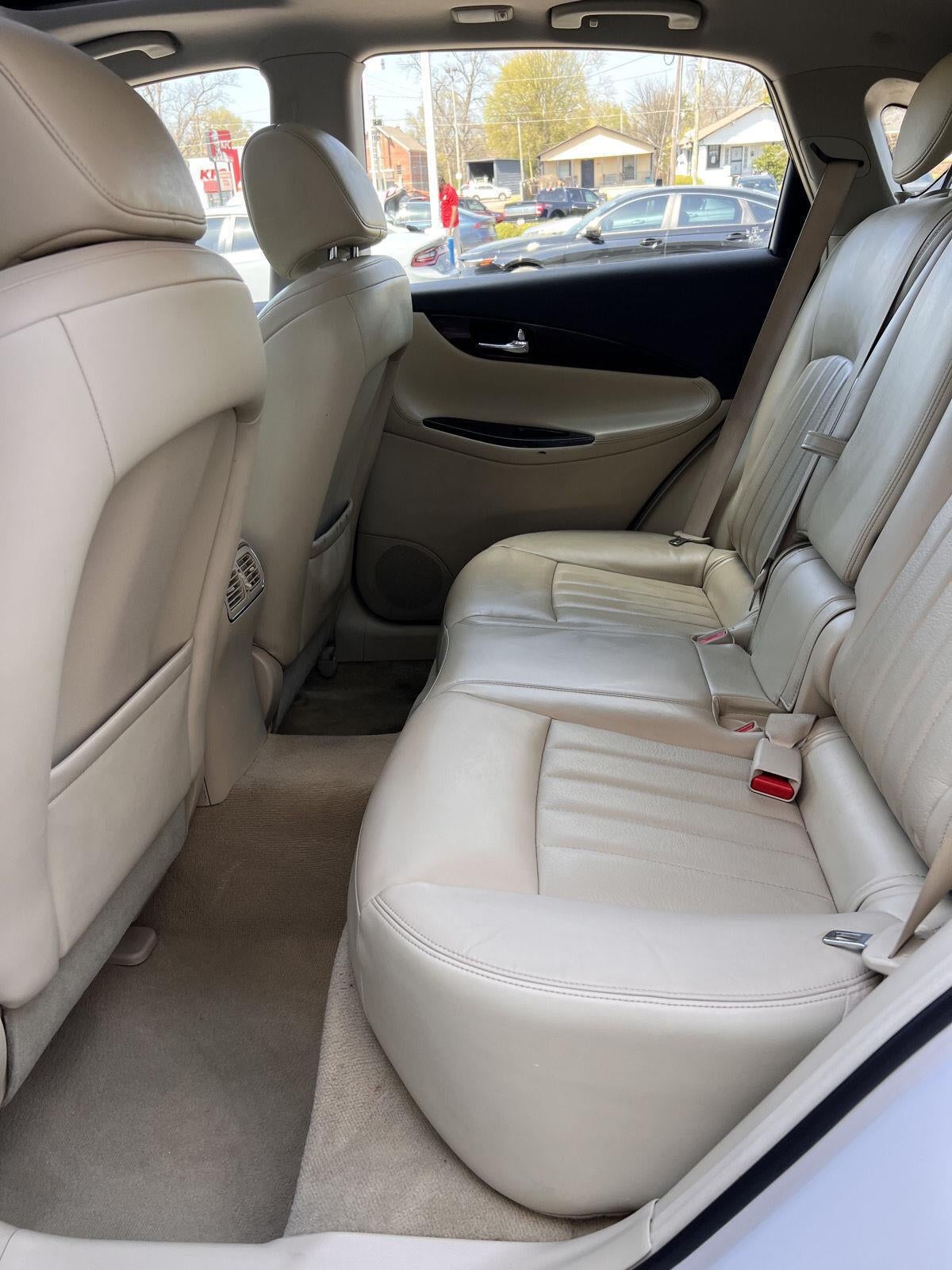 2017 INFINITI QX50 RWD