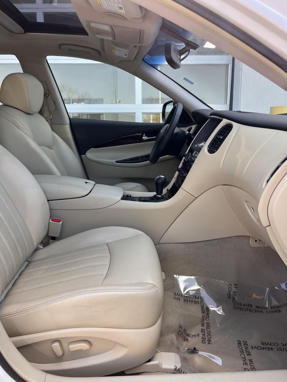 2017 INFINITI QX50 RWD