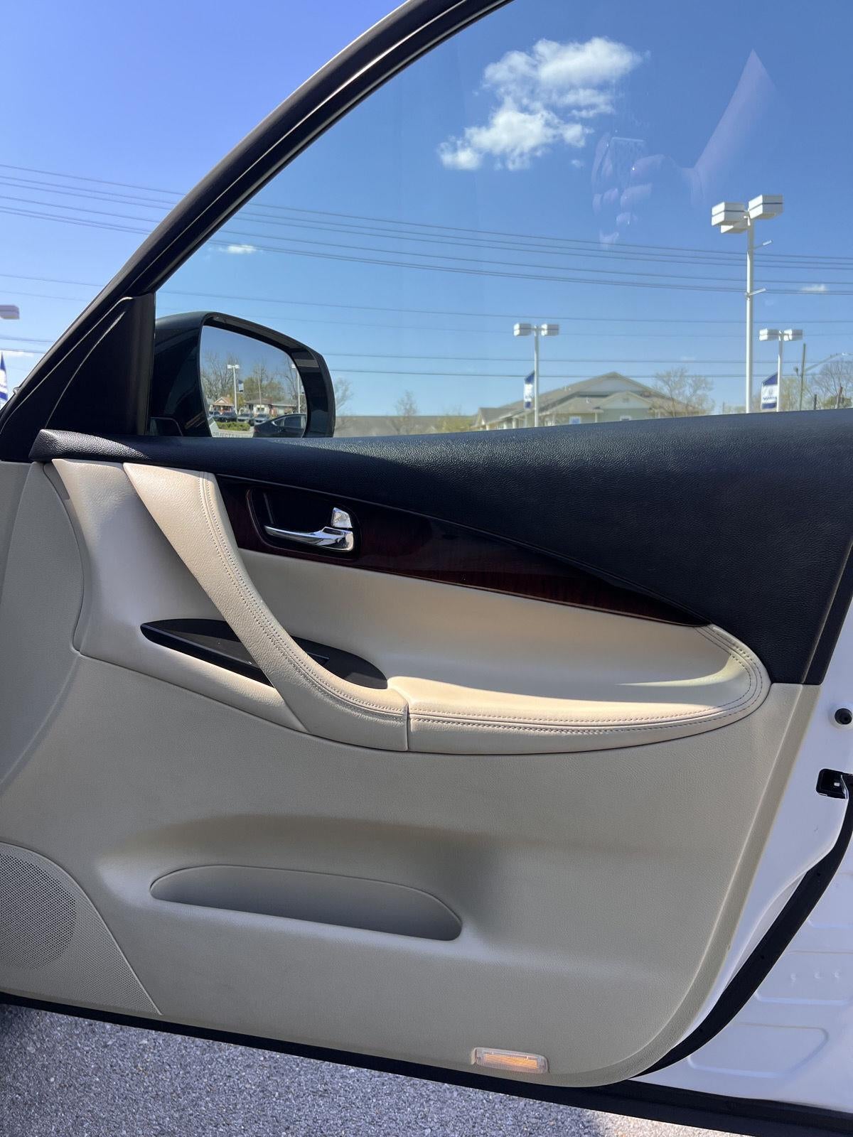 2017 INFINITI QX50 RWD