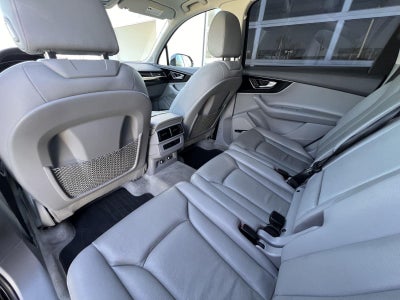 2019 Audi Q7 Premium Plus