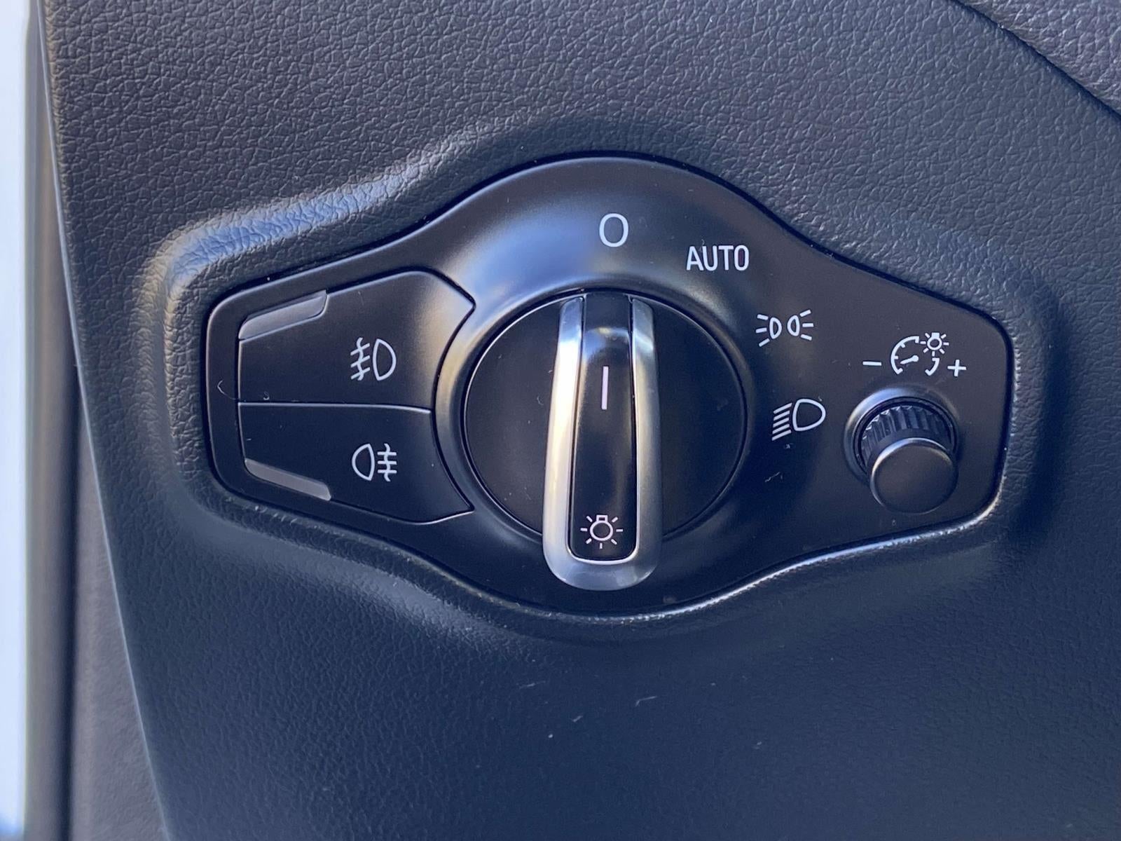 2012 Audi Q5 2.0T Premium Plus