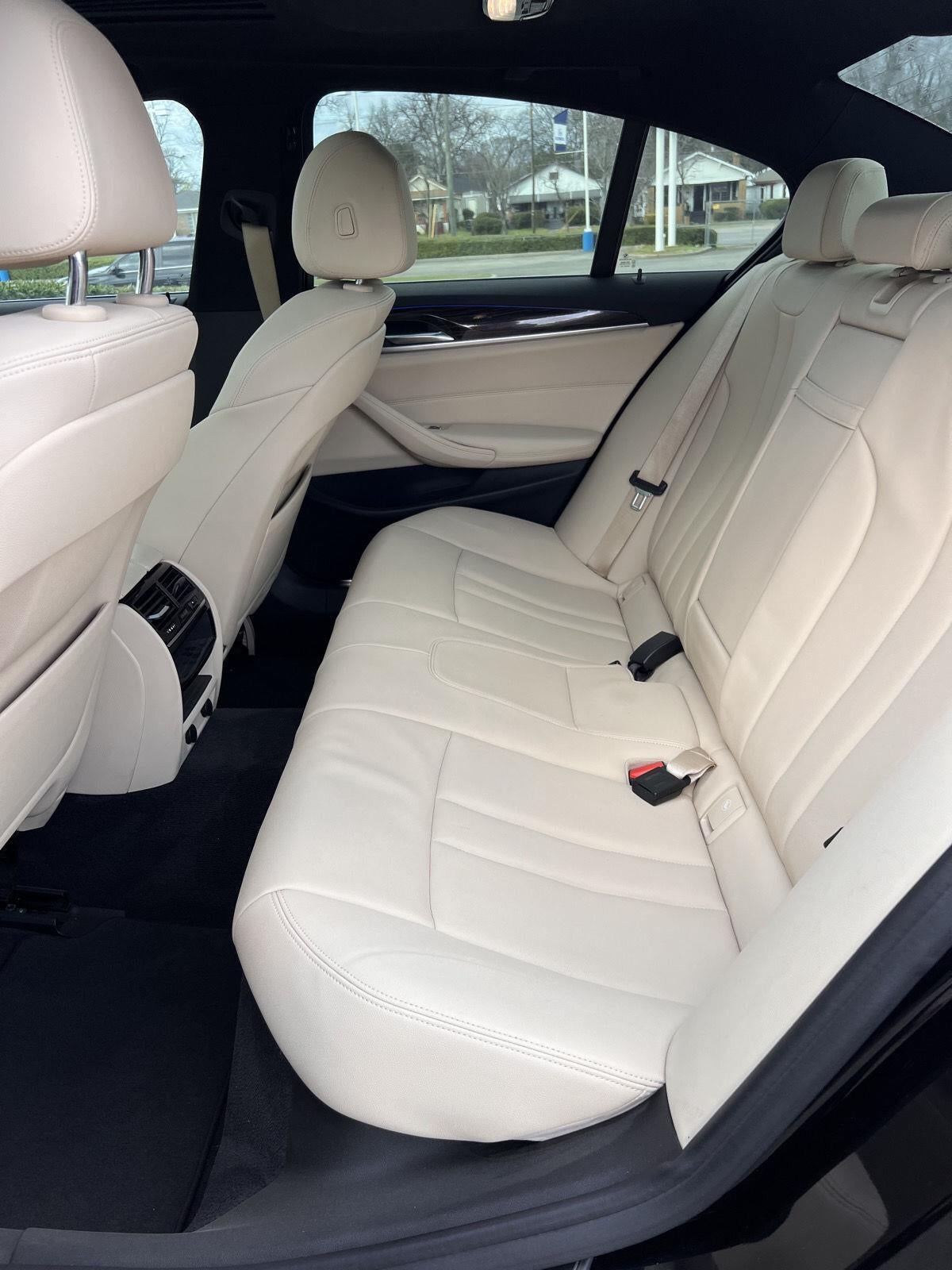 2019 BMW 5 Series 530i