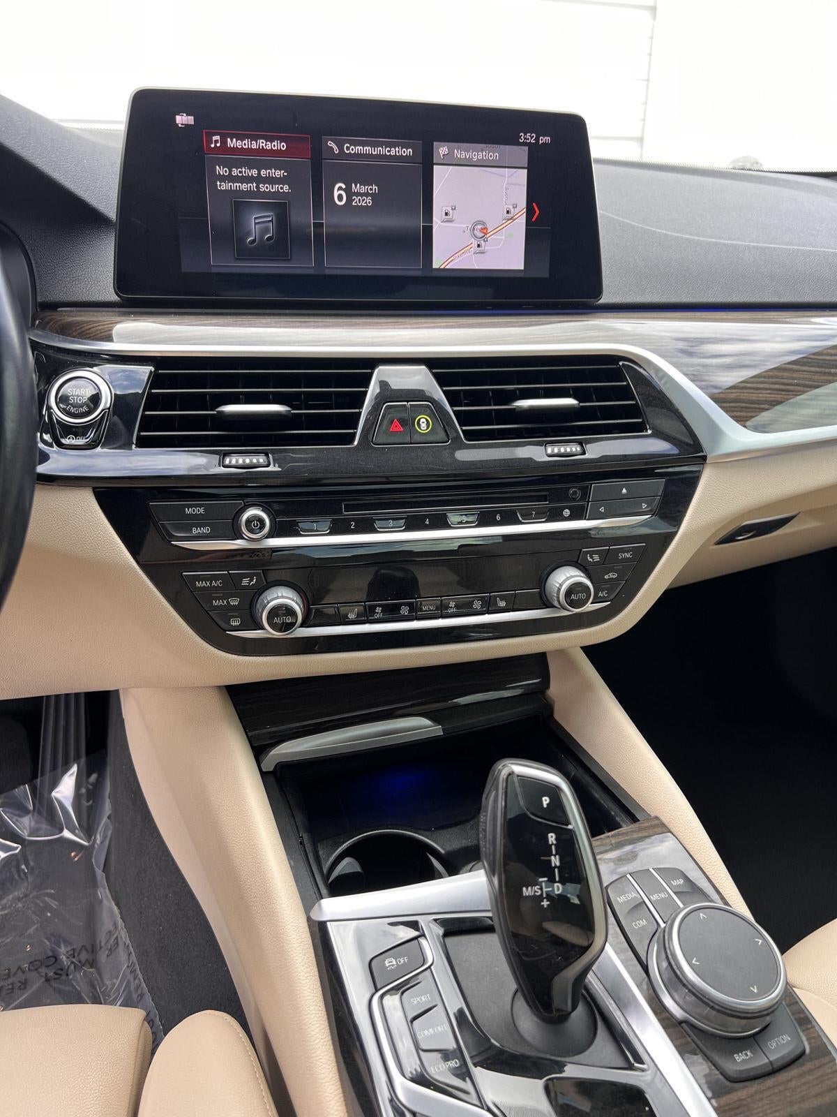 2019 BMW 5 Series 530i