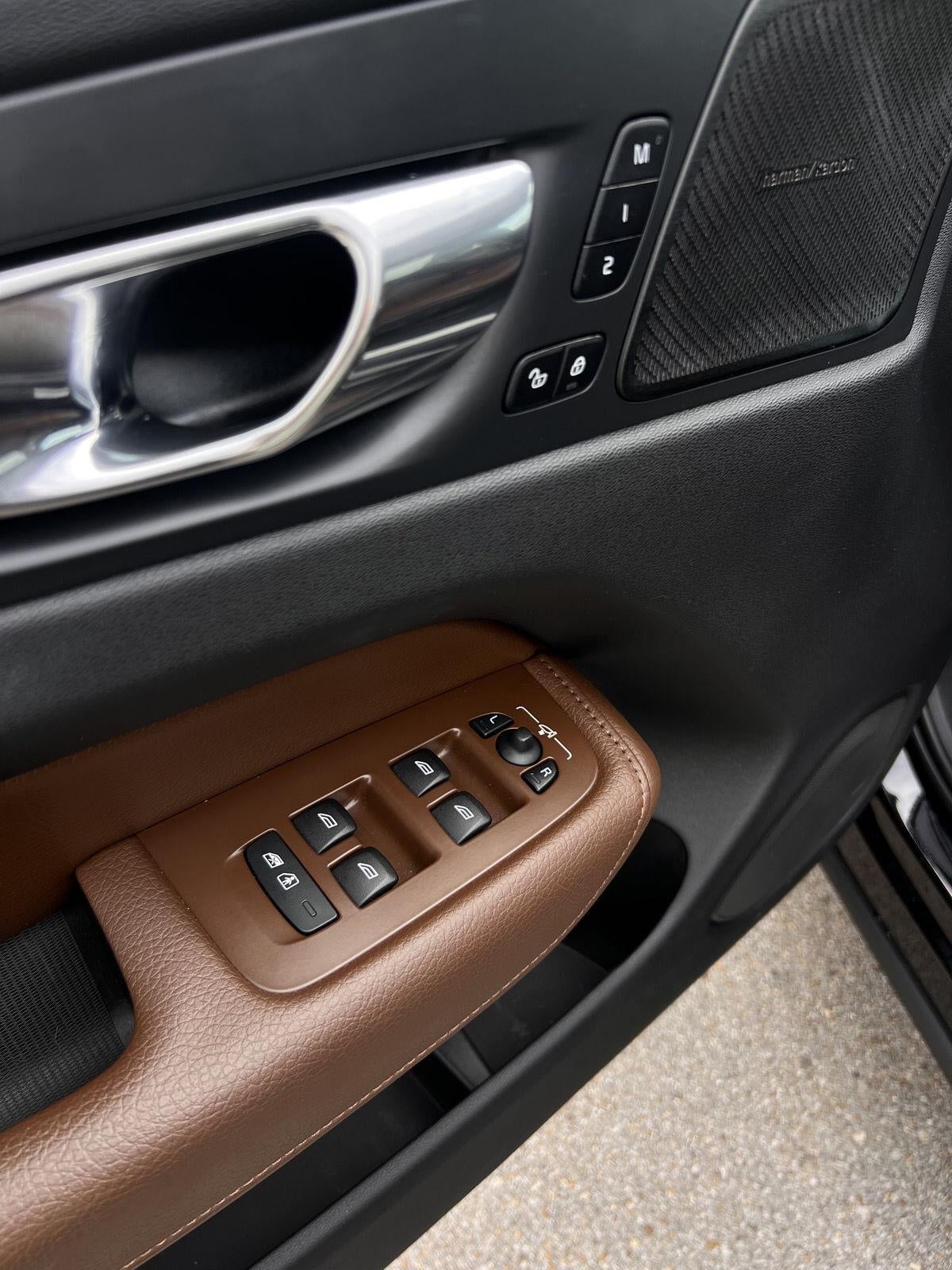 2019 Volvo XC60 Momentum