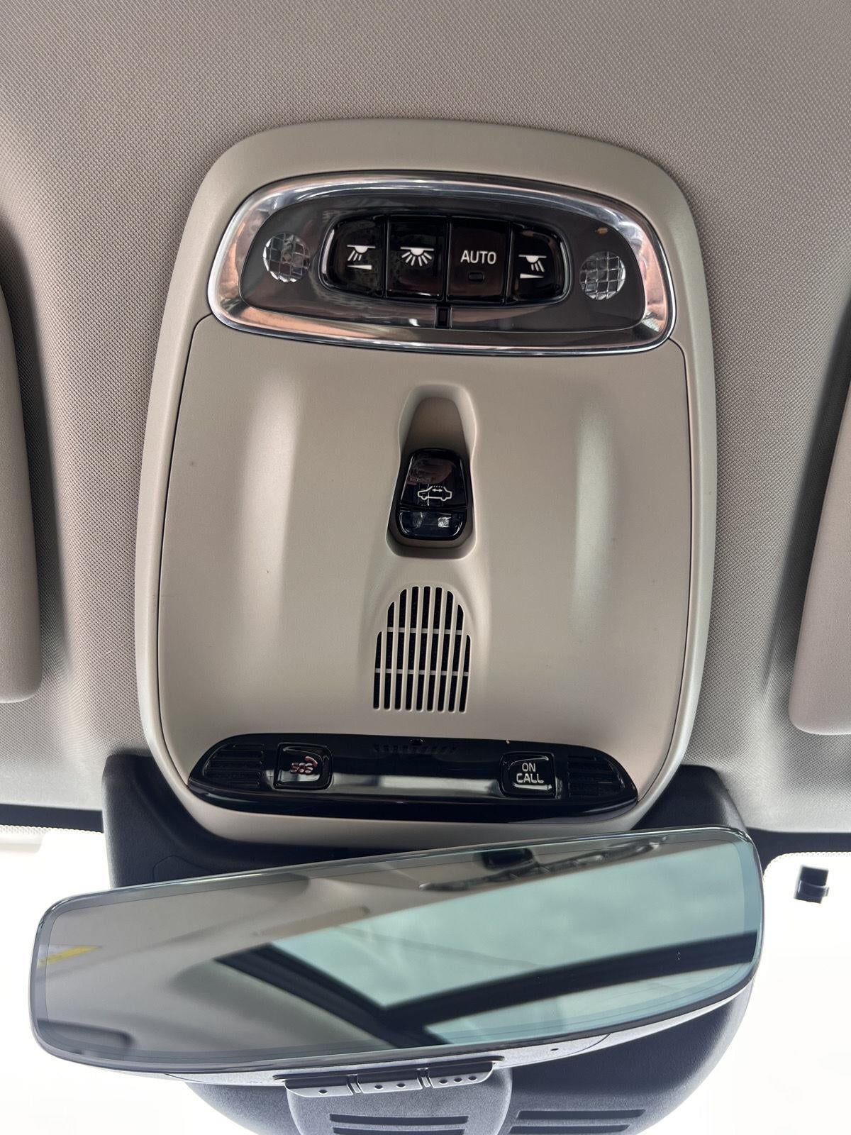 2019 Volvo XC60 Momentum