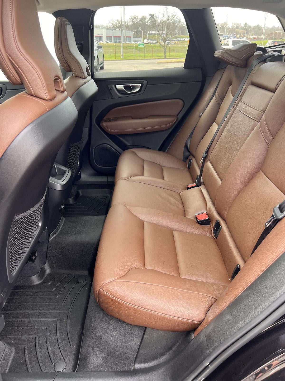 2019 Volvo XC60 Momentum