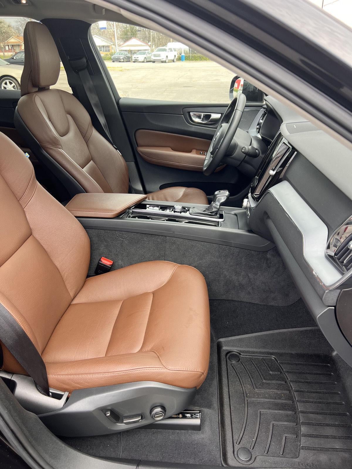 2019 Volvo XC60 Momentum