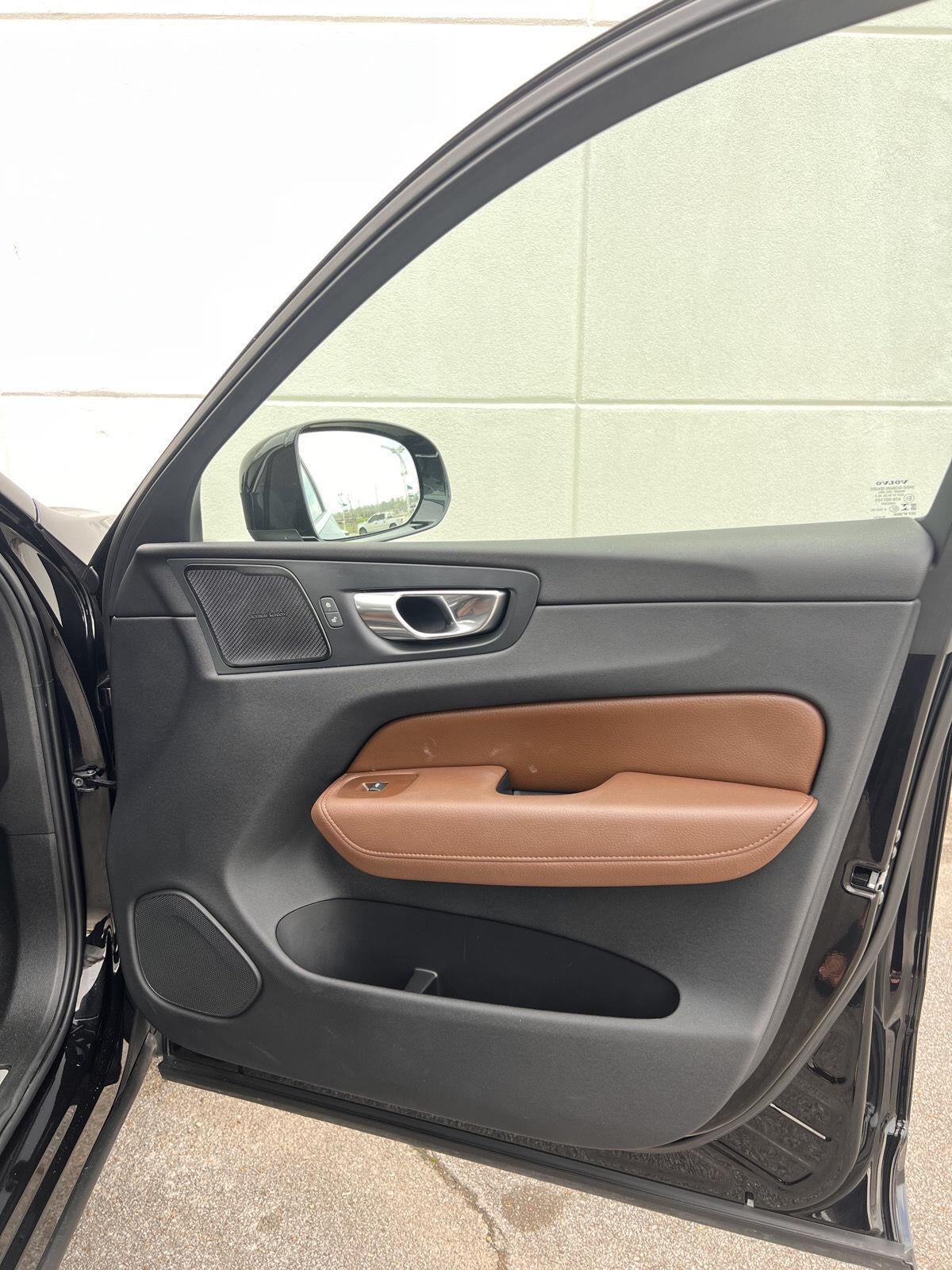 2019 Volvo XC60 Momentum