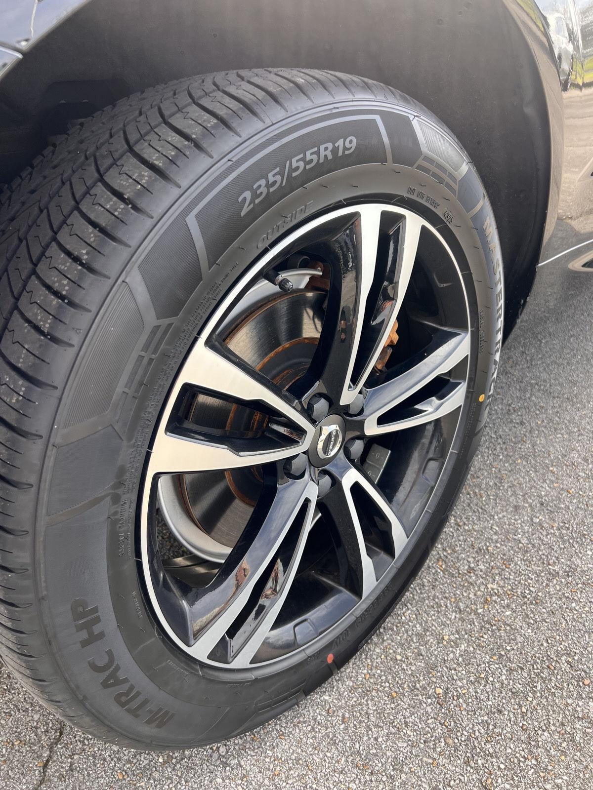 2019 Volvo XC60 Momentum