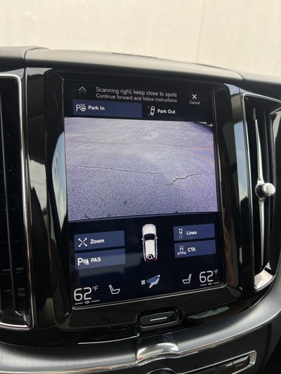 2019 Volvo XC60 Momentum