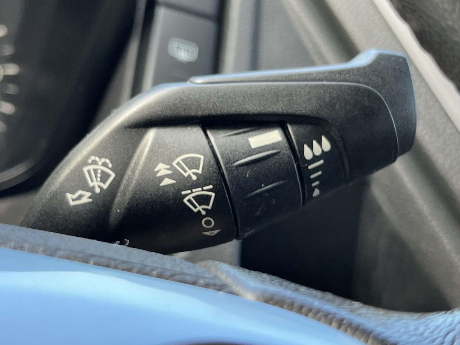 2018 Ford Transit Passenger Wagon XLT